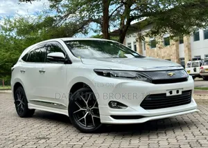 Toyota Harrier 2017 White