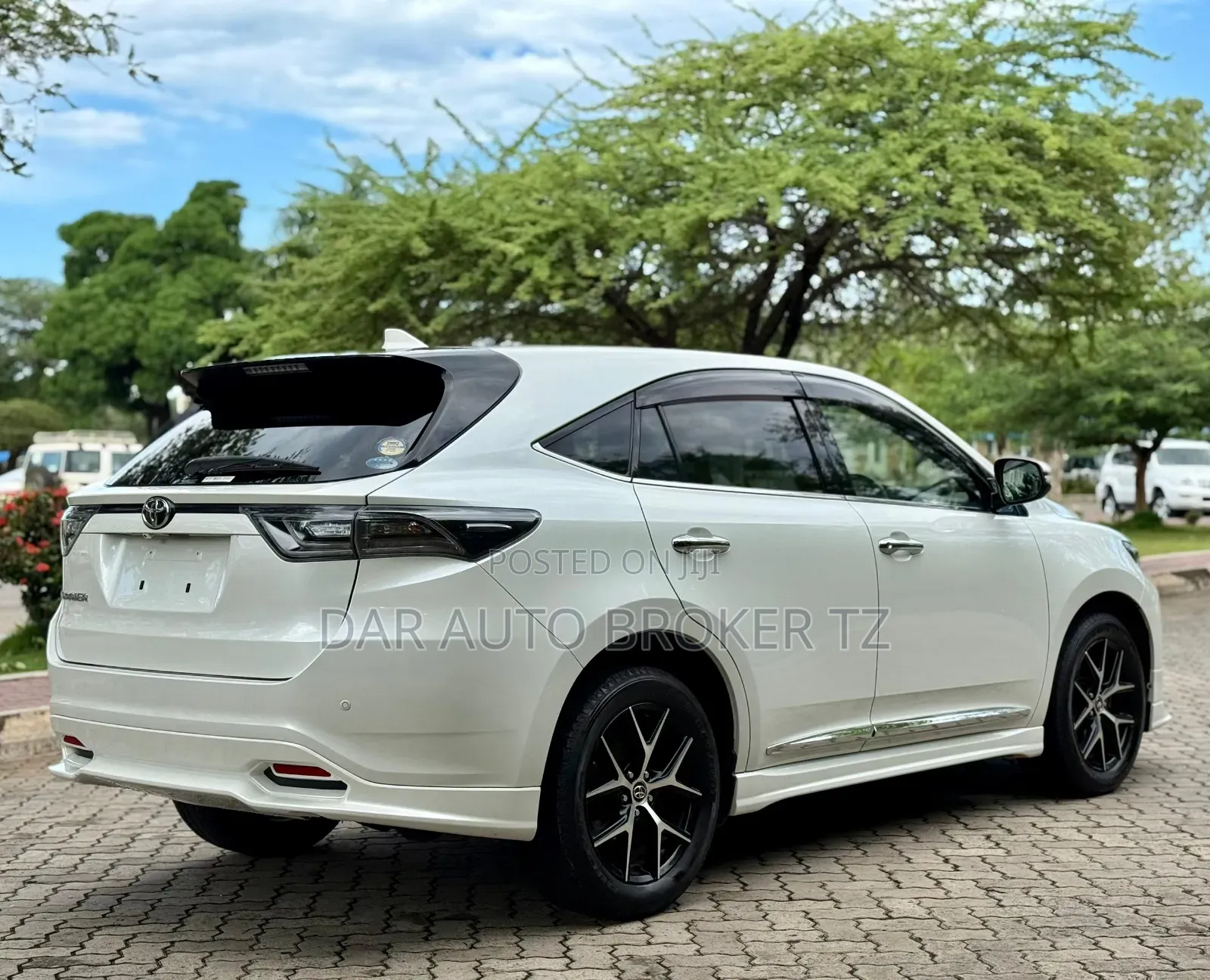 Toyota Harrier 2017 White
