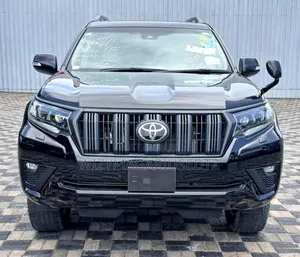 Toyota Land Cruiser Prado 2022 Gray