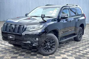 Toyota Land Cruiser Prado 2022 Gray