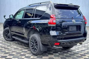 Toyota Land Cruiser Prado 2022 Gray