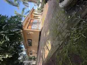 4bdrm House in Nkoanrua for sale