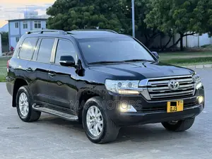 Toyota Land Cruiser 2021 Black