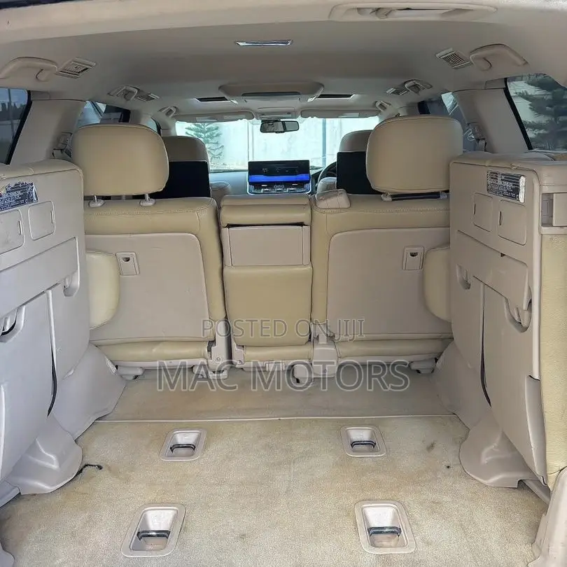 Toyota Land Cruiser 2016 Black