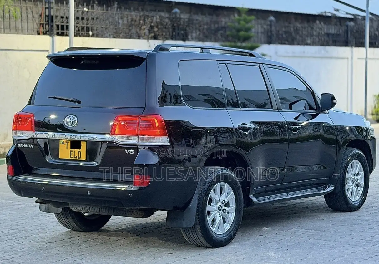 Toyota Land Cruiser 2021 Black