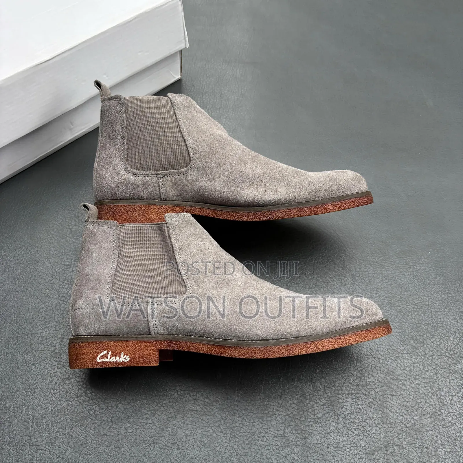 Men's Leather Boots or Shoes High Cutting Beautifully Clarks Branded