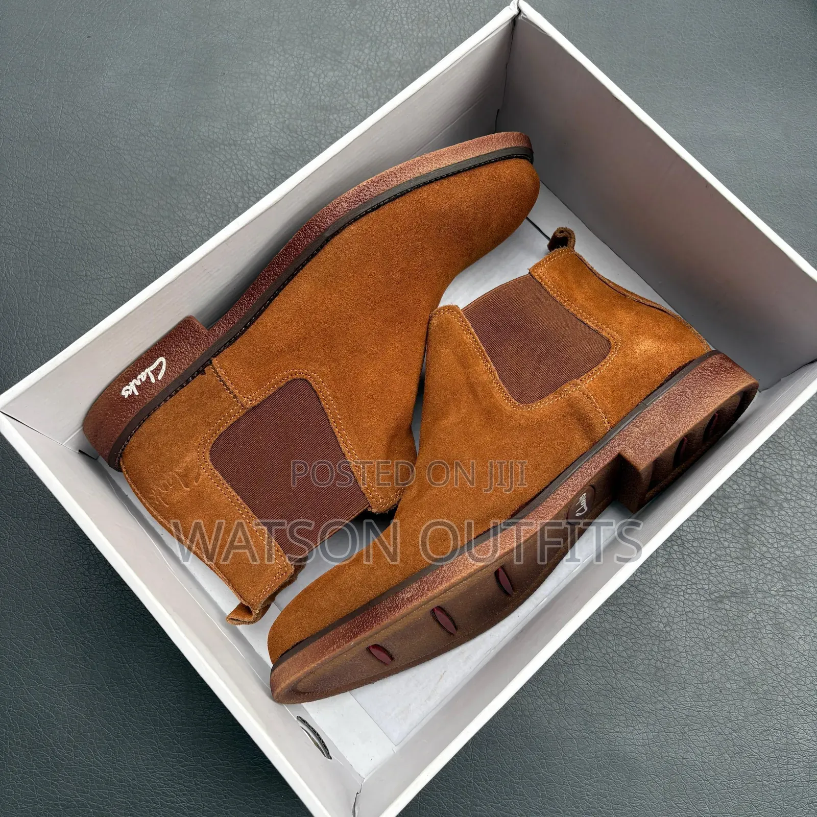 Men's Leather Boots or Shoes High Cutting Beautifully Clarks Branded