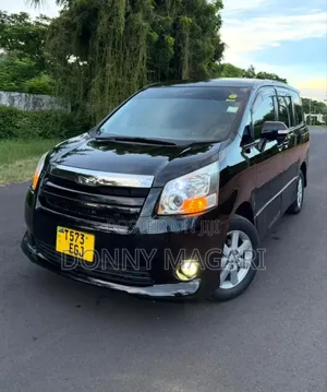 Toyota Noah 2009 Black