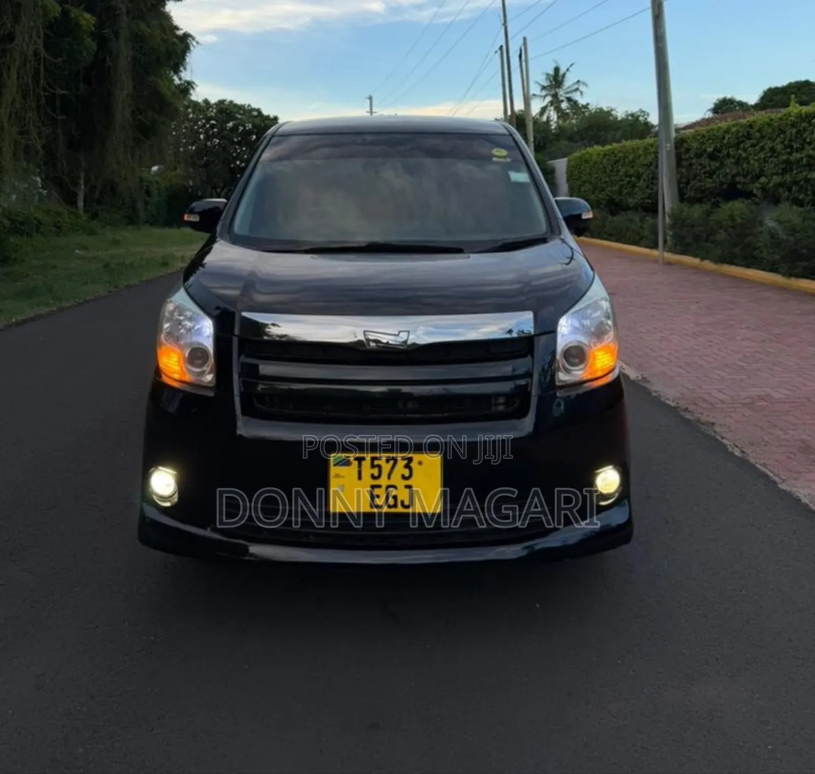 Toyota Noah 2009 Black
