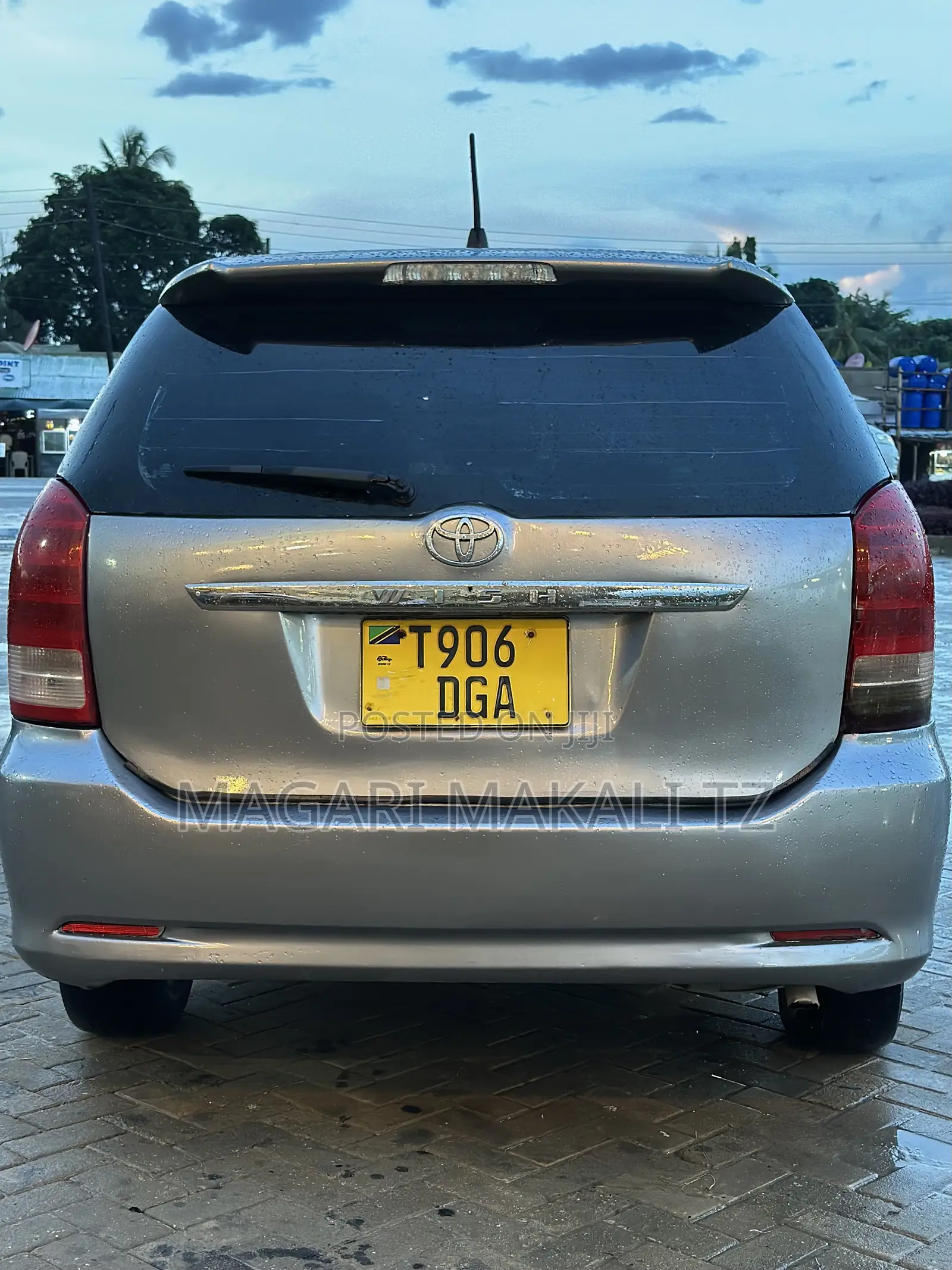 Toyota Wish 2004 Silver
