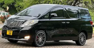 Toyota Vanguard 2011 Black