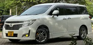Nissan Elgrand SV Premium 2014 White