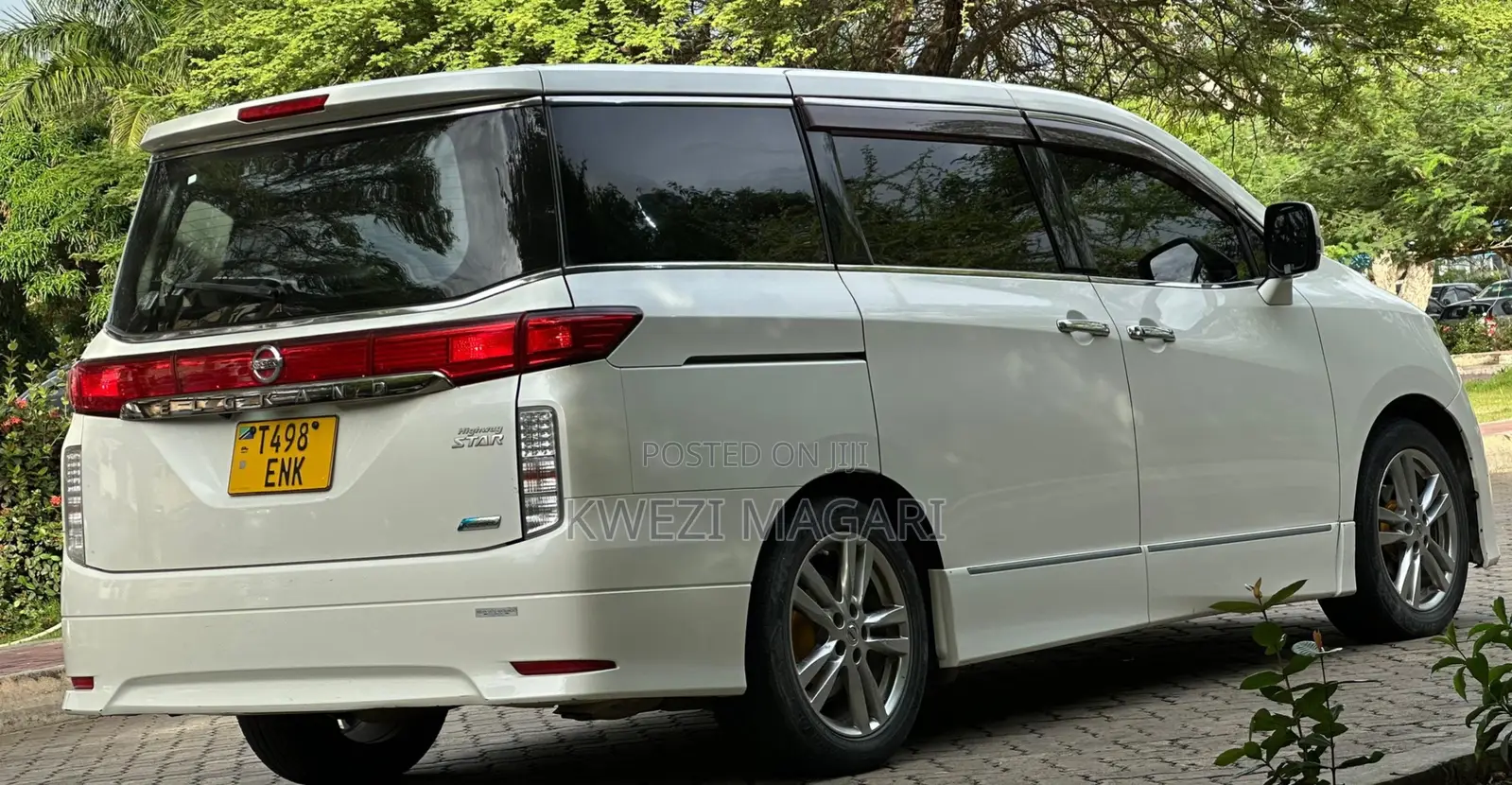 Nissan Elgrand SV Premium 2014 White