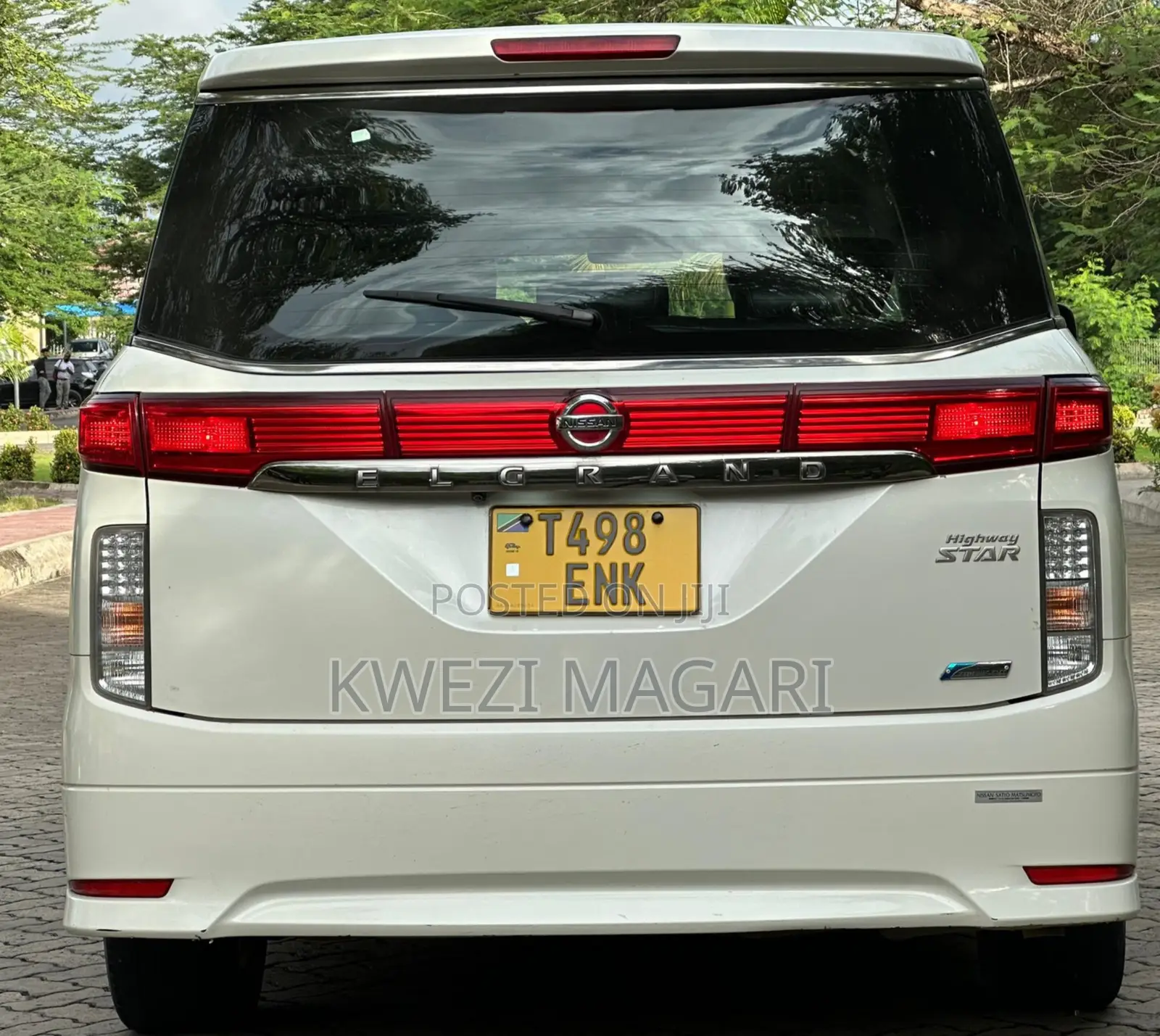 Nissan Elgrand SV Premium 2014 White