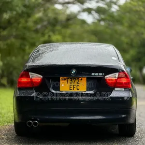 BMW 3 Series 325i RWD 2010 Blue