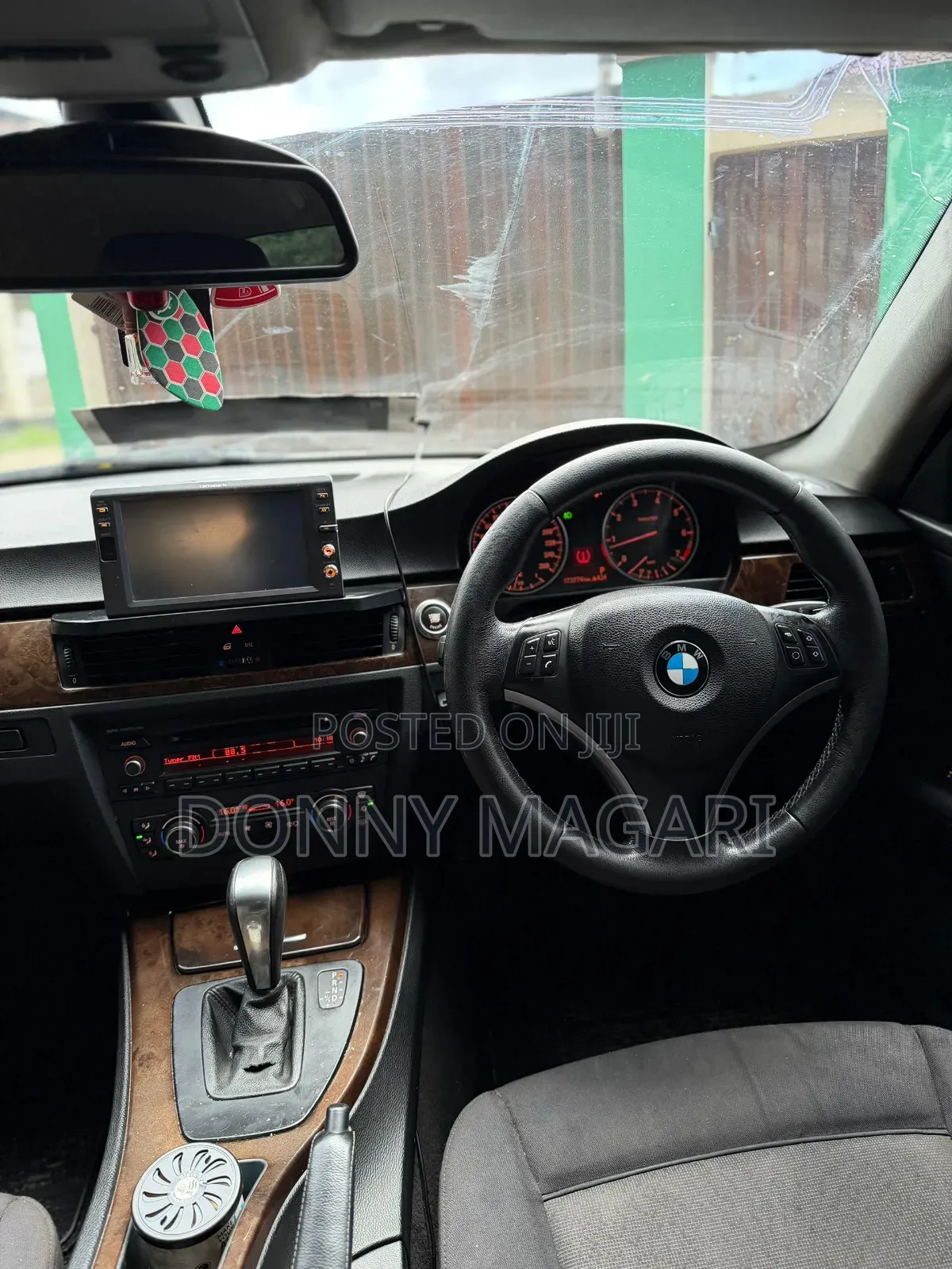 BMW 3 Series 2009 White