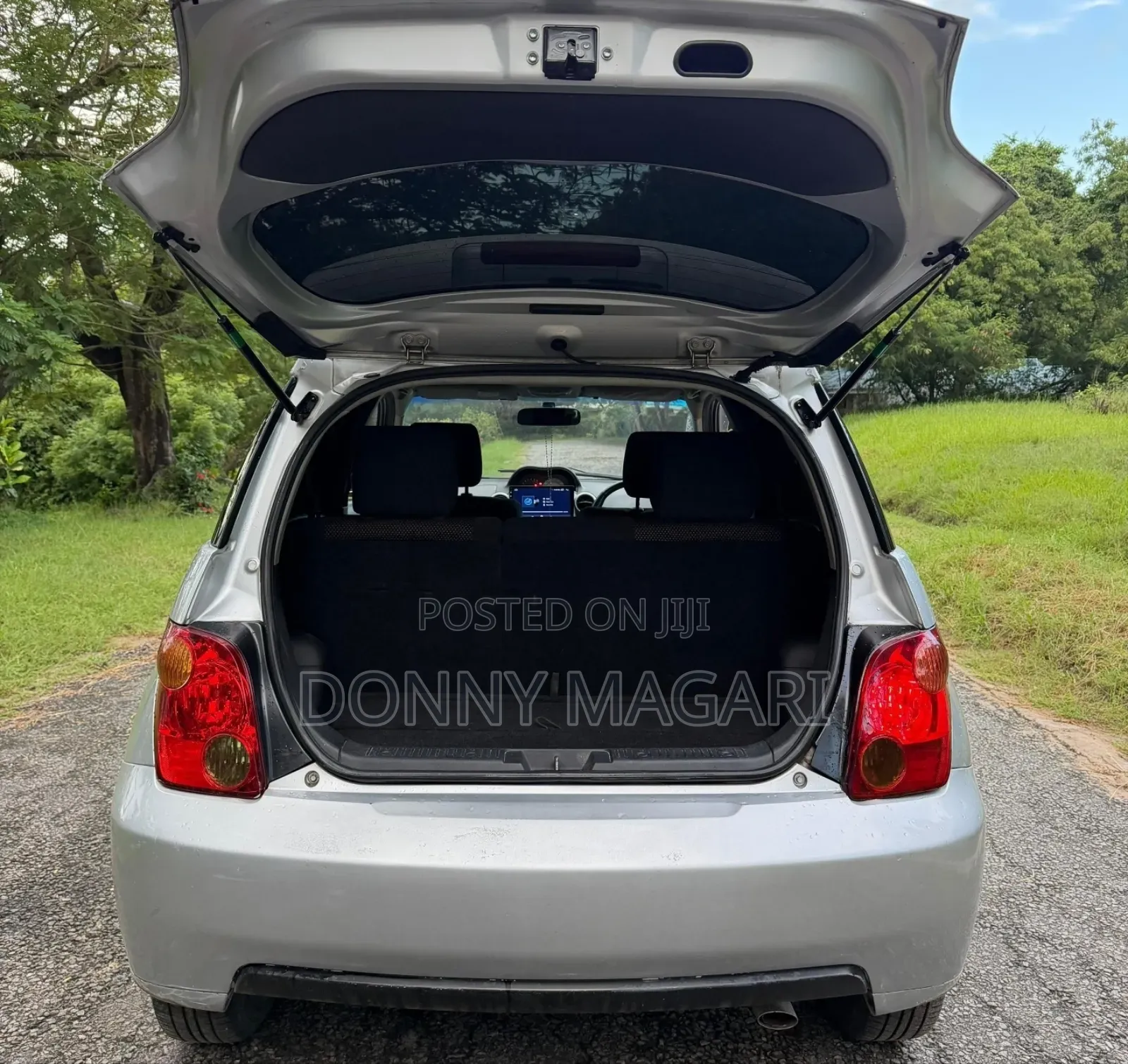 Toyota IST 2004 Silver