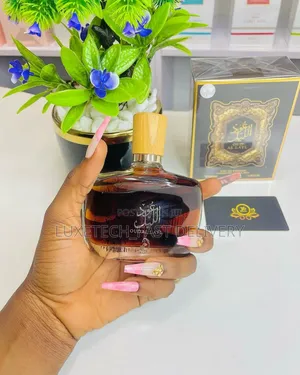Oud Al Layl Eau De Parfum, a Unisex Woody Oriental Gourmand Fragrance