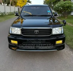 Toyota Land Cruiser 2003 Black