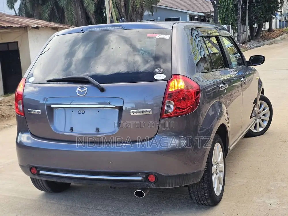 Mazda Verisa 2007 Gray