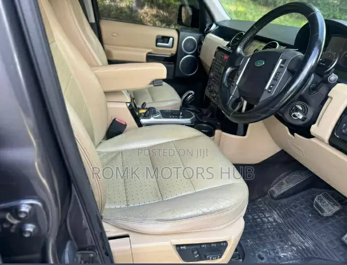 Land Rover Discovery 2014 Black
