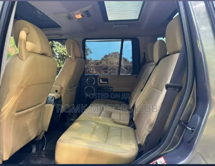 Land Rover Discovery 2014 Black