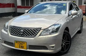 Toyota Crown 2010 Beige