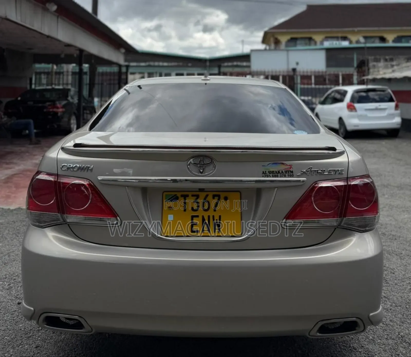 Toyota Crown 2010 Beige
