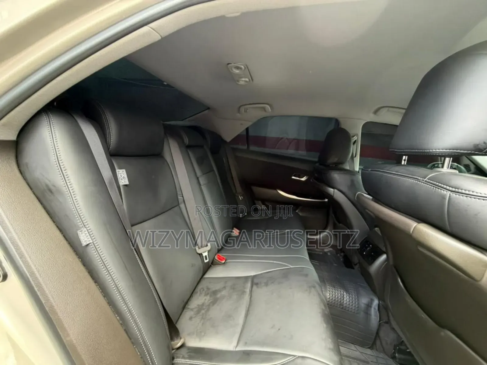 Toyota Crown 2010 Beige