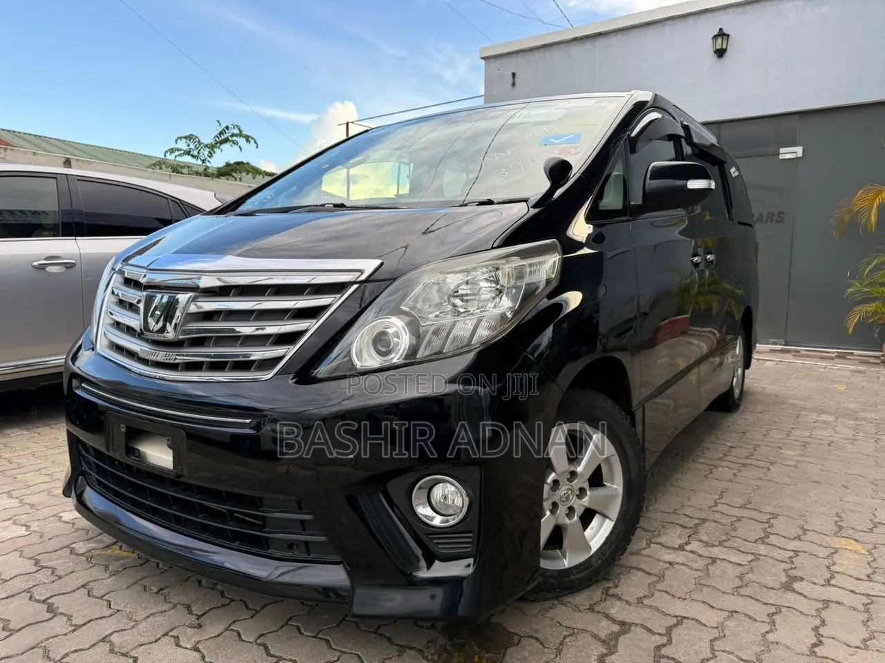 Toyota Alphard 2.4 Petrol FWD 2012 Black