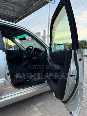 Toyota Kluger 2005 Silver