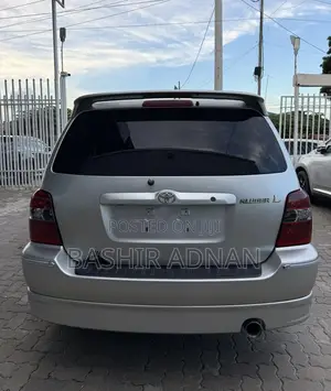 Toyota Kluger 2005 Silver