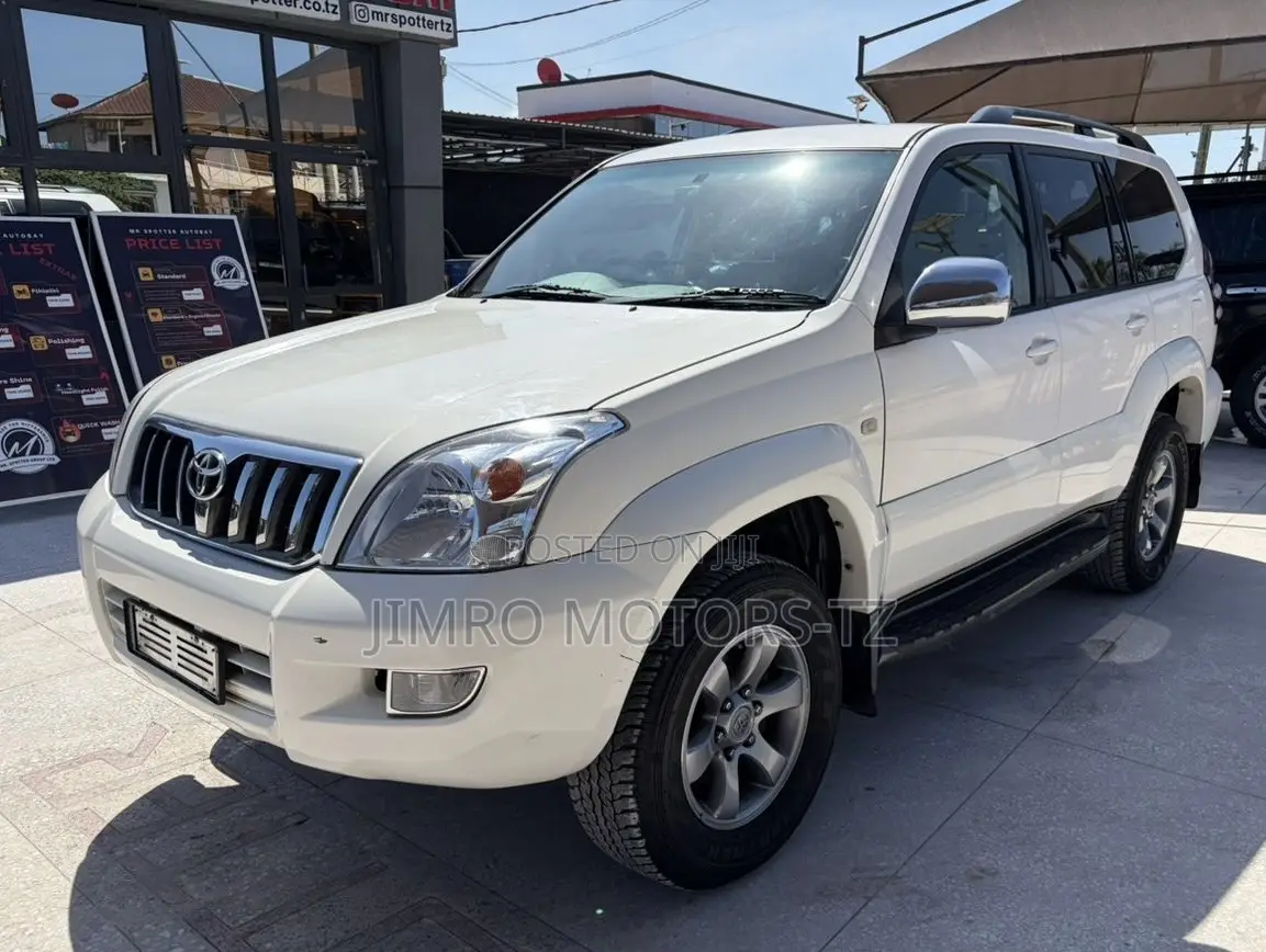 Toyota Land Cruiser Prado 2004 White