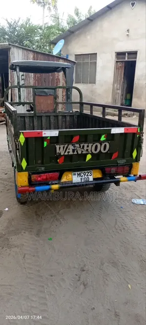 New Bajaj Avenger 200 2025 Green