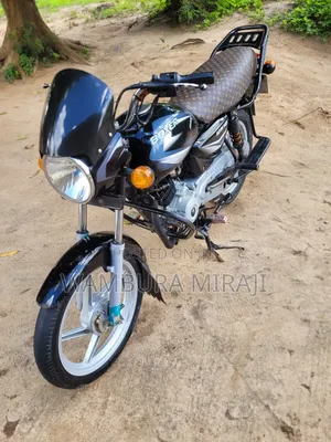 New Bajaj Boxer 125 2025 Black