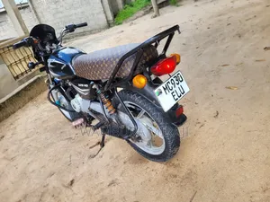 New Bajaj Boxer 125 2025 Black