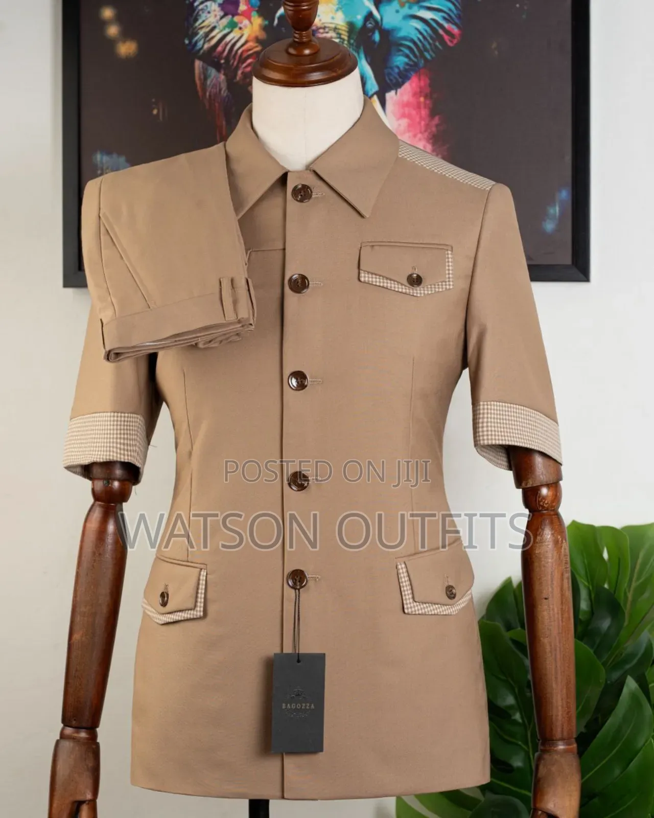 Men's Safari/Kaunda Suits With Delightful Decorations