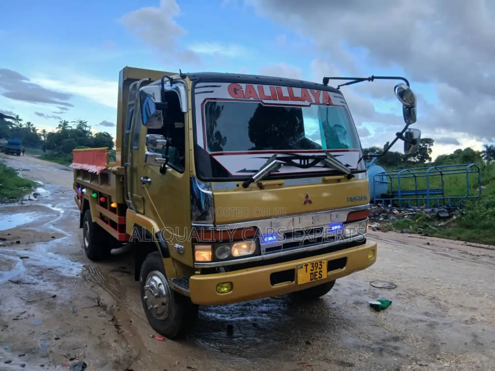 Fuso Tiperr Dump 6d17