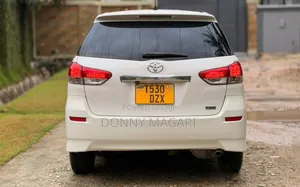 Toyota Wish 2015 White