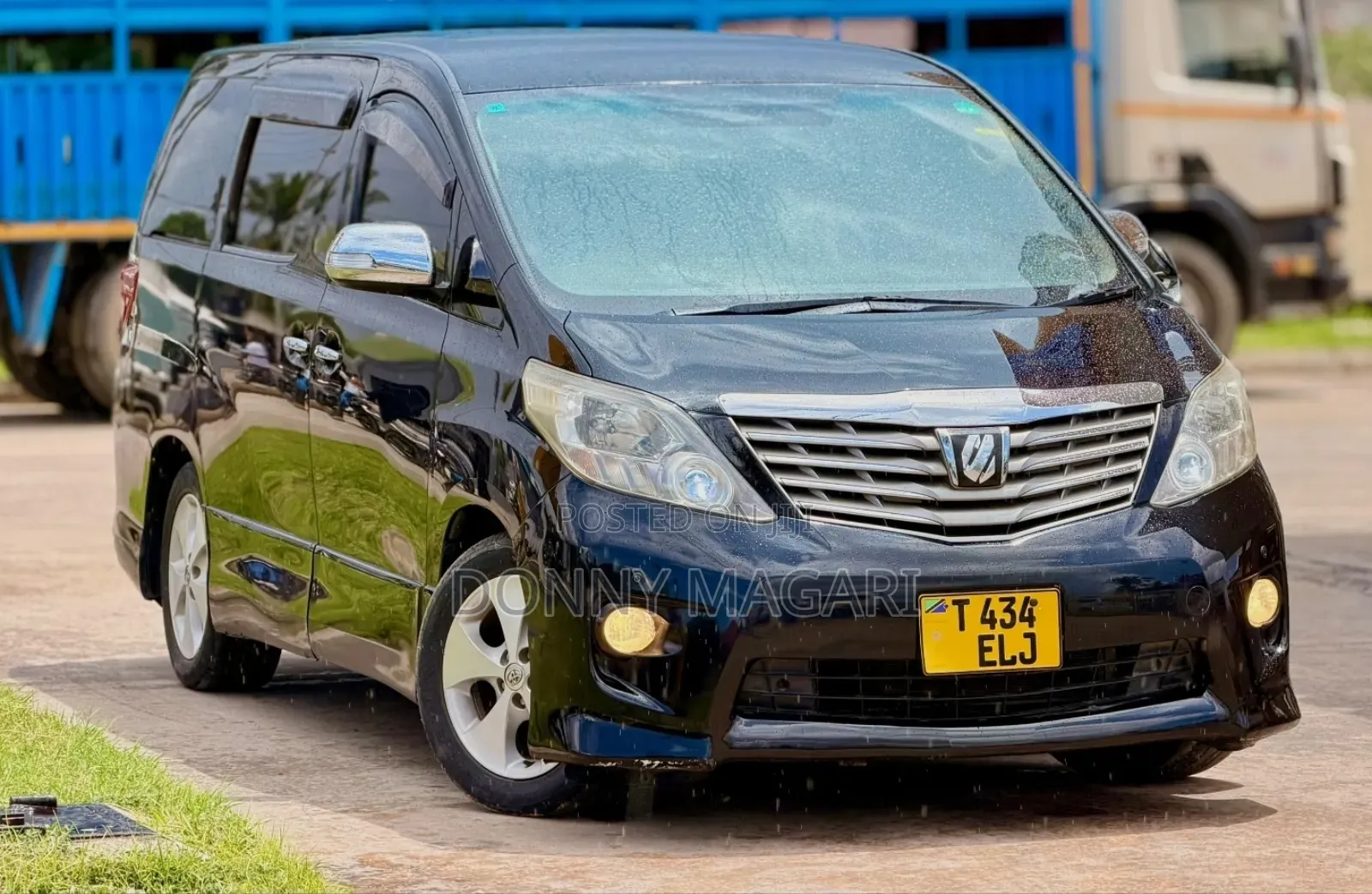 Toyota Alphard 2009 Black