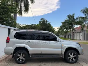 Toyota Land Cruiser Prado 2006 Silver
