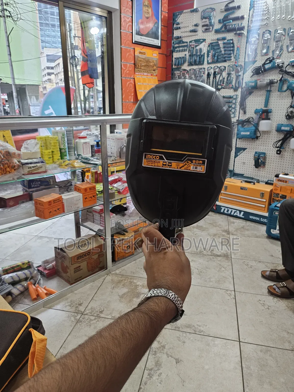 Ingco Welding Helmet With Handle