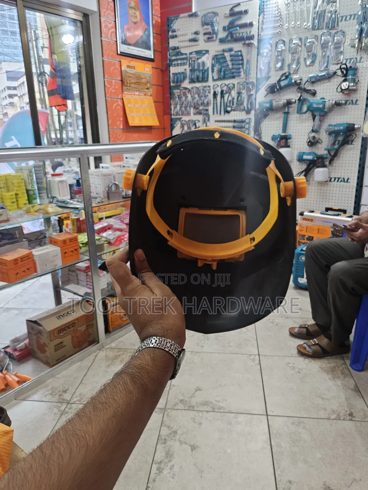 Ingco Welding Helmet With Flip Up Window Glass