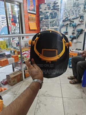 Ingco Welding Helmet With Flip Up Window Glass