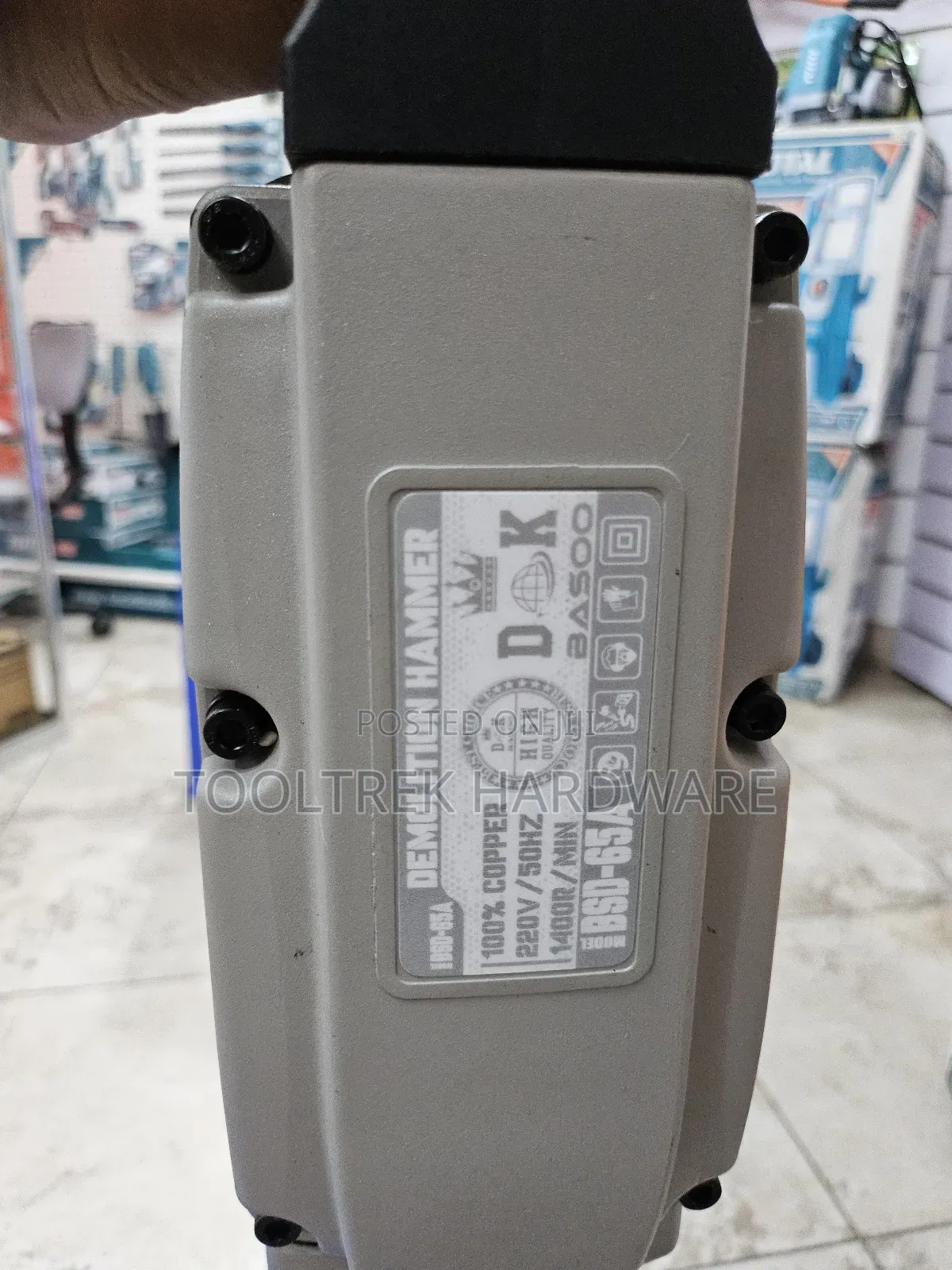 Basoo Demolition Hammer/Digger 2000w 65a