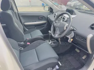 Toyota IST 2006 White