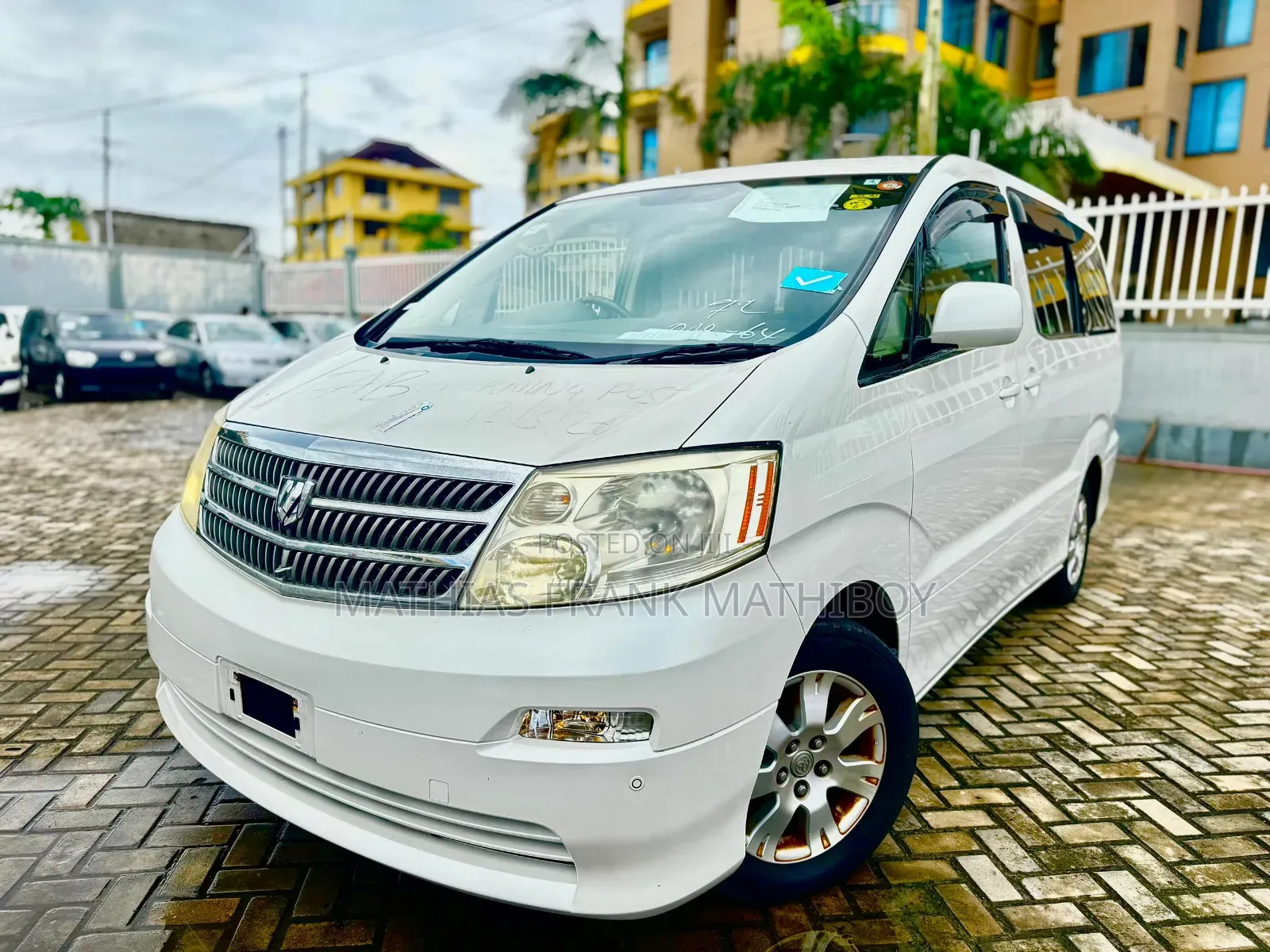Toyota Alphard 2003 White