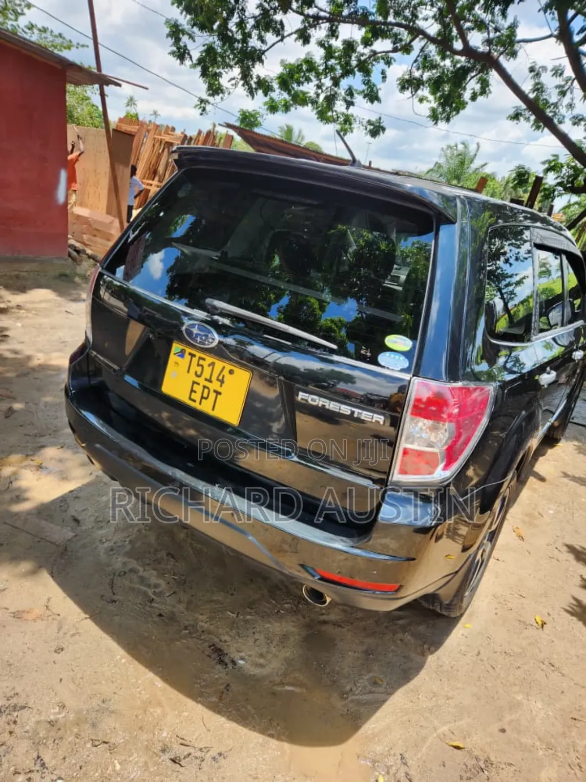 Subaru Forester 2010 Black