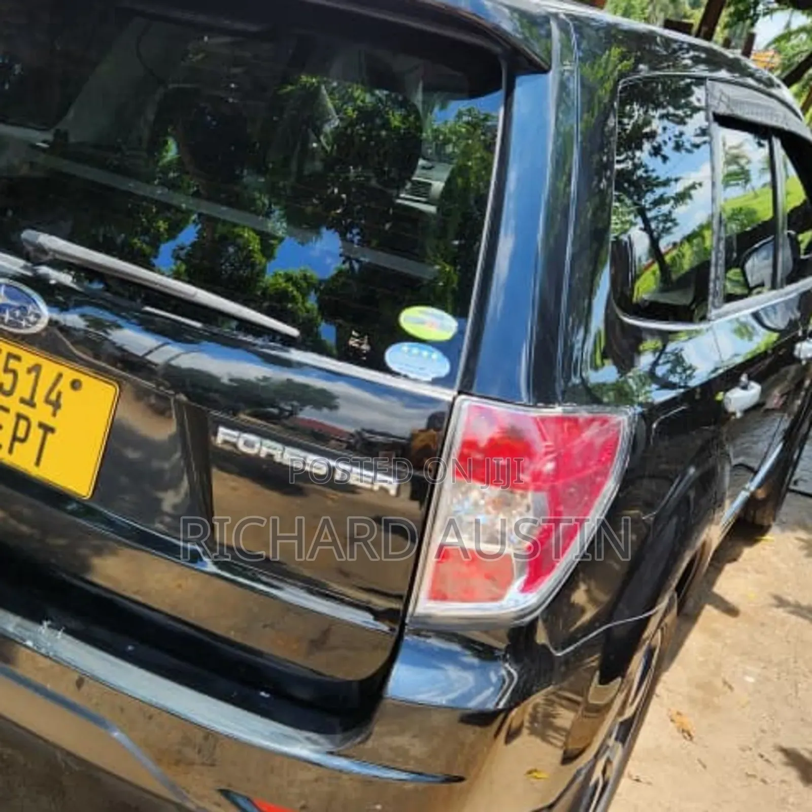Subaru Forester 2010 Black