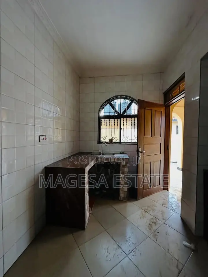 3bdrm House in Tabata for rent